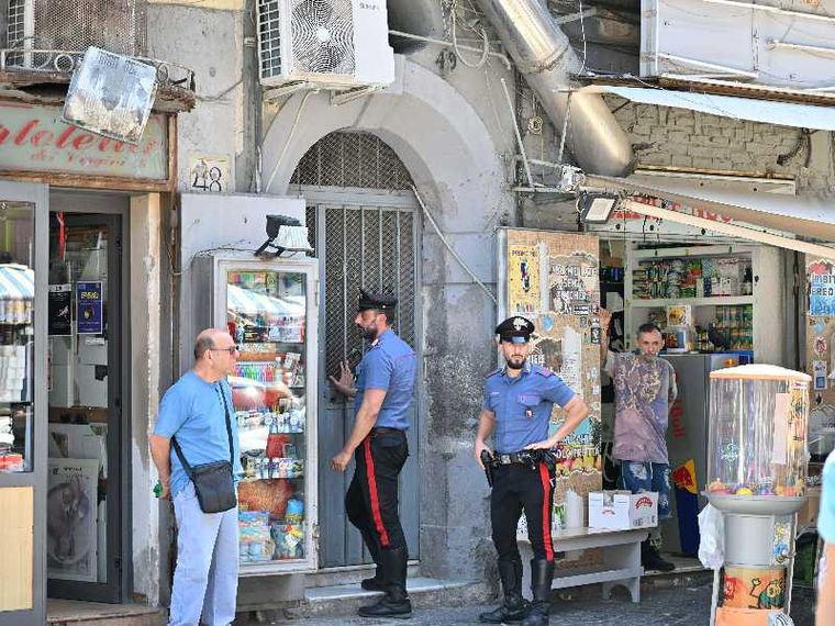 Giovanni accoltellato a 12 anni dal padre: la droga avvelena la mente, stiamo vicini a quel bambino