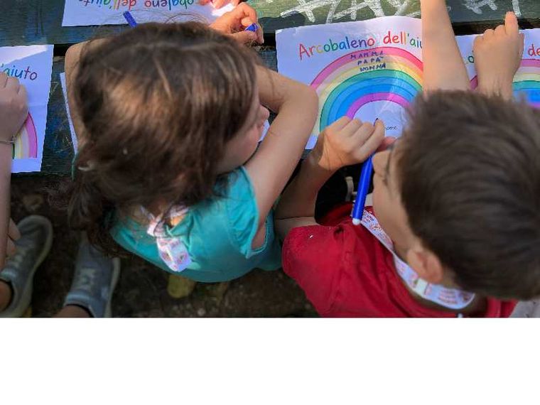 Siblings, i fratelli invisibili da non lasciare soli