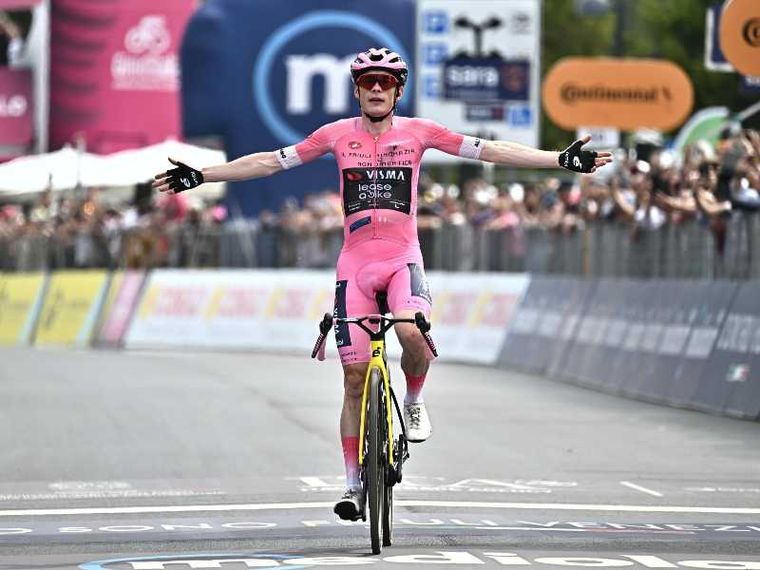 Ciclismo: Vingegaard, il primo re danese del Giro