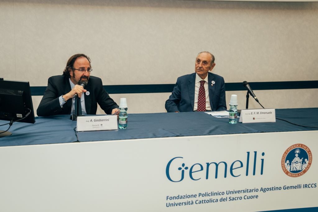 Il direttore Antonio Gasbarrini e il professor Emmanuele F. M. Emanuele