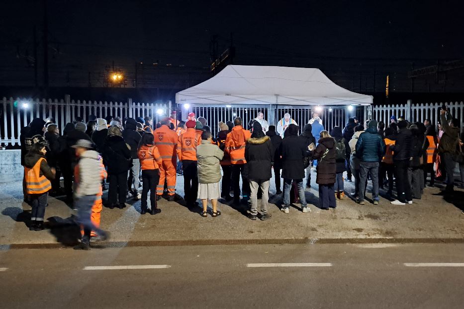 La Messa di Natale celebrata a Rogoredo