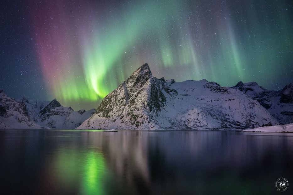 L’aurora boreale alle isole Lofoten, nel nord della Norvegia