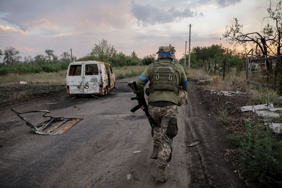 La difesa ucraina della cittadina di Chasiv Yar, nella regione di Donetsk, assediata dall'esercito russo