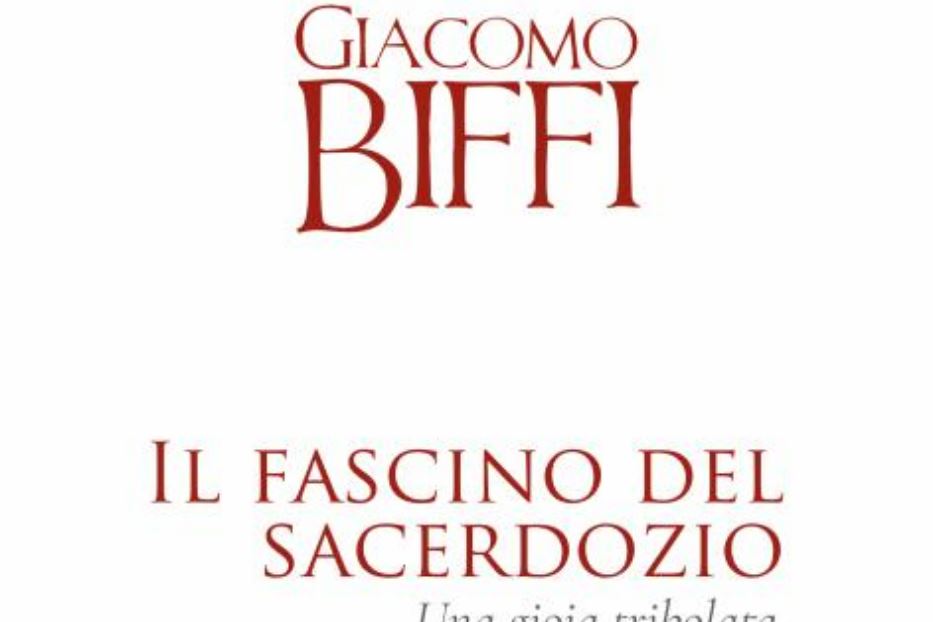 La copertina del libro che raccoglie le omelie inedite del cardinale Biffi in uscita in questi giorni di settembre nelle librerie