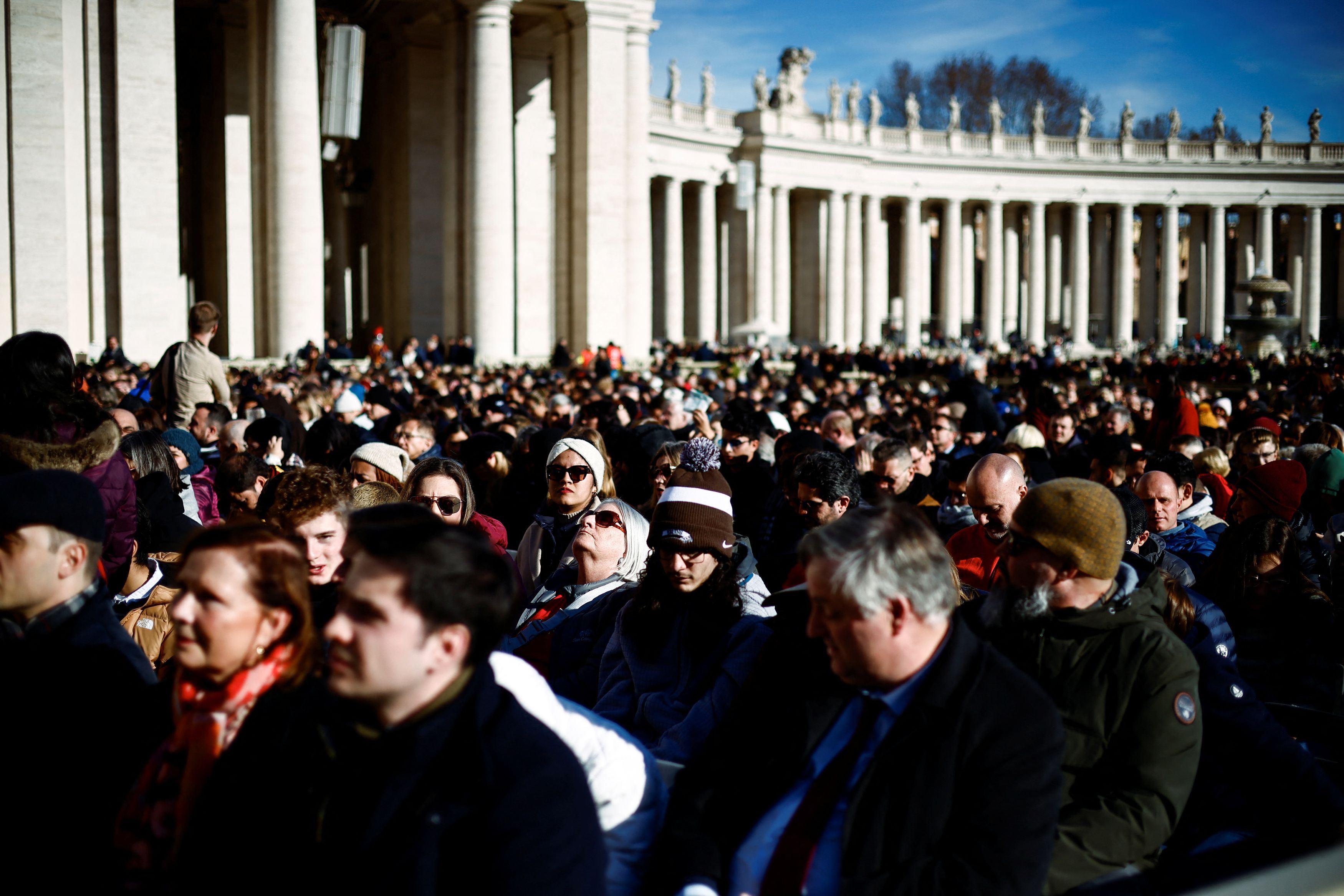 I fedeli in piazza San Pietro