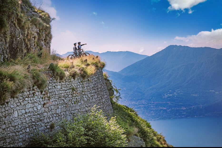 La tendenza del turismo all'aria aperta. Il Piemonte punta alle Vie Storiche di montagna. Qui la Linea Cadorna Verbania