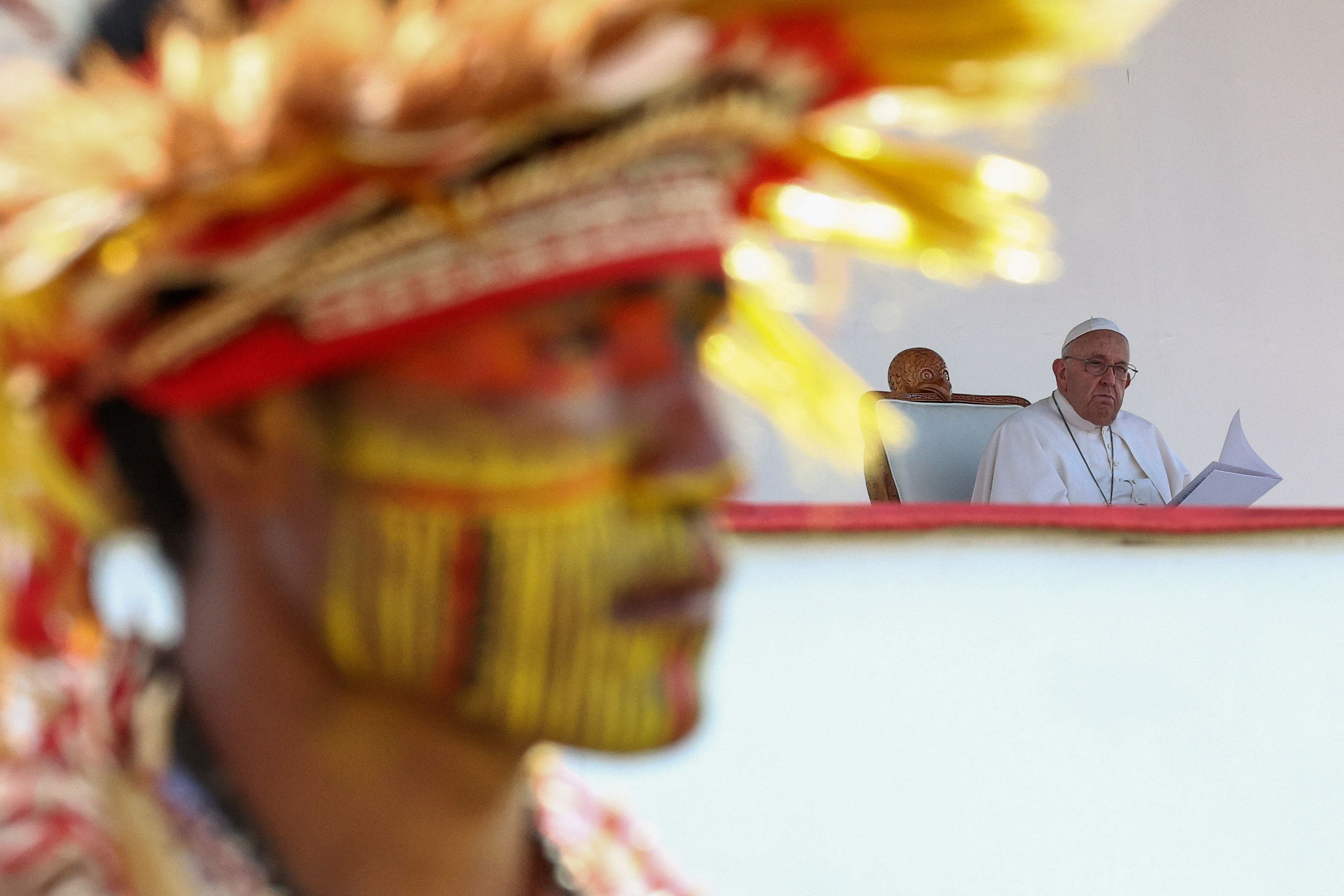 Il Papa durante l'incontro con i giovani a Port Moresby