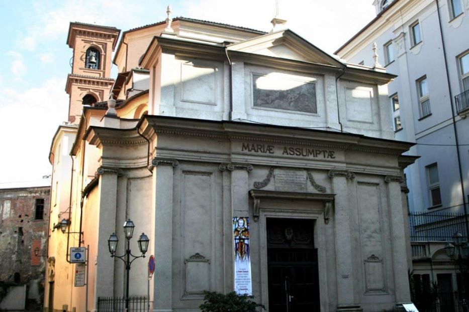 Torino: la facciata della chiesa di Santa Maria di Piazza, dove Pier Giorgio Frassati si recava spesso per l'adorazione eucaristica. Diventerà sede di uno spazio espositivo permanente a lui dedicato