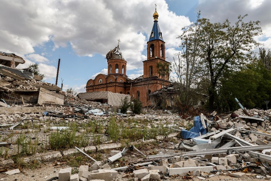 La chiesa bombardata nel centro di Orikhiv