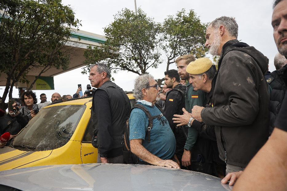 Il re Felipe VI contestato a Valencia