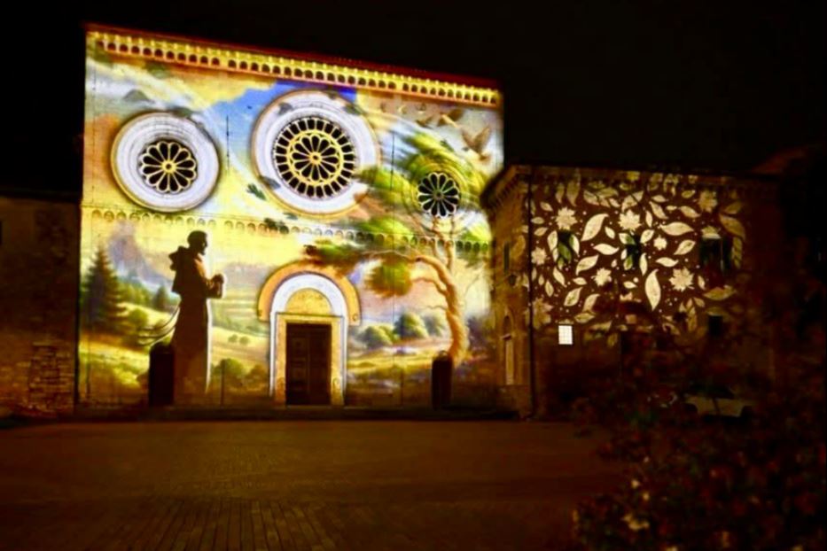 Natale ad Assisi, 'Il Cantico delle Creature' di San Francesco proiettato sulle facciate delle chiese e dei monumenti principali della città