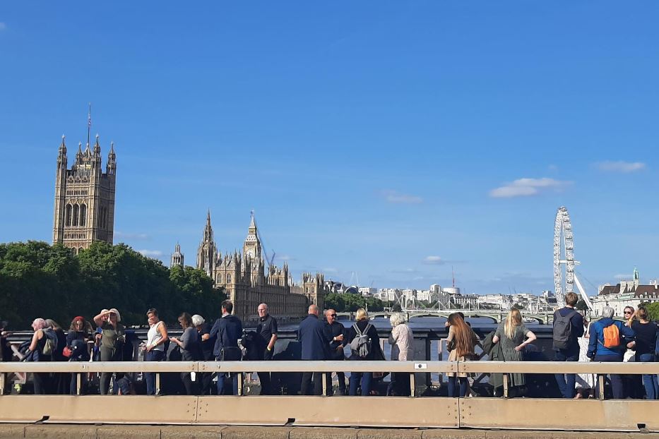 In fila per rendere omaggio il 14 settembre 2022