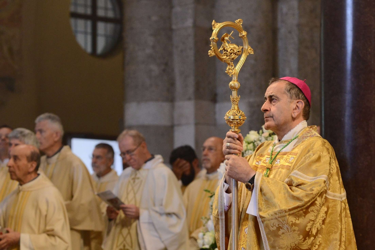 L'ingresso del nuovo arcivescovo Delpini: le tappe, come seguirlo in tv e web