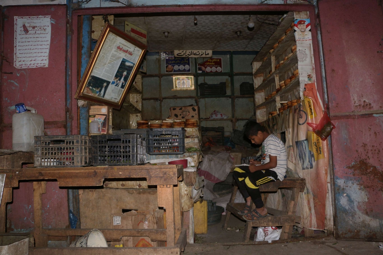 Un negozio vuoto a Taiz (Abdulnasser Al-Sedek/Oxfam) - 