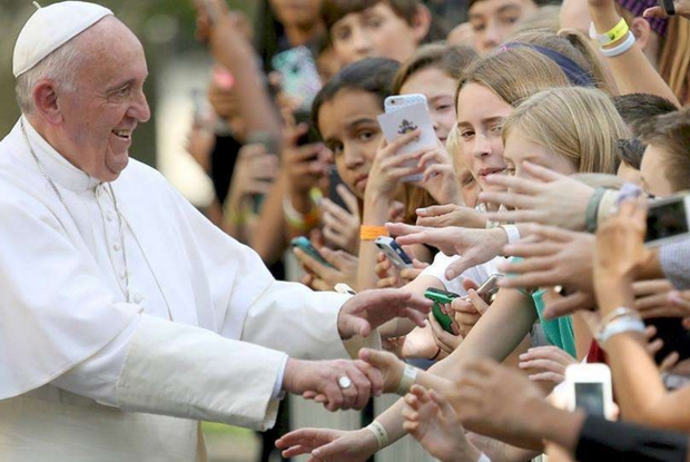 Lo Scrollone Necessario (Il Papa Crede Nei Giovani) | Appunti Alessandrini