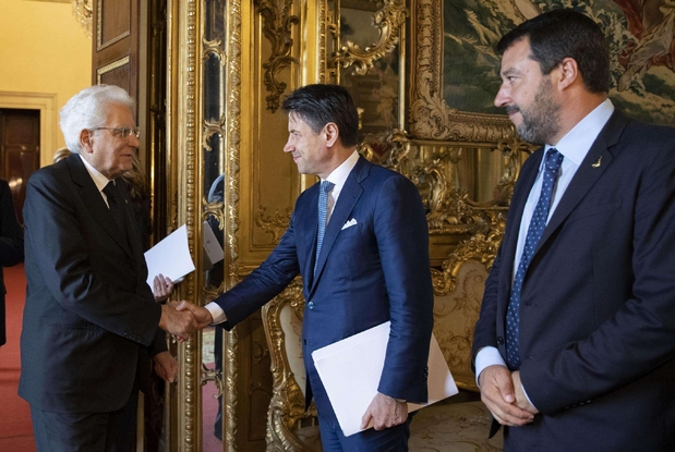 Il capo dello Stato Sergio Mattarella con il premier Giuseppe Conte e il ministro dell’Interno Matteo Salvini al pranzo al Quirinale prima del Consiglio europeo di oggi