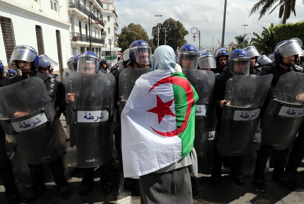 Le recenti manifestazioni in Algeria contro Bouteflika / Epa/Mohamed Messara