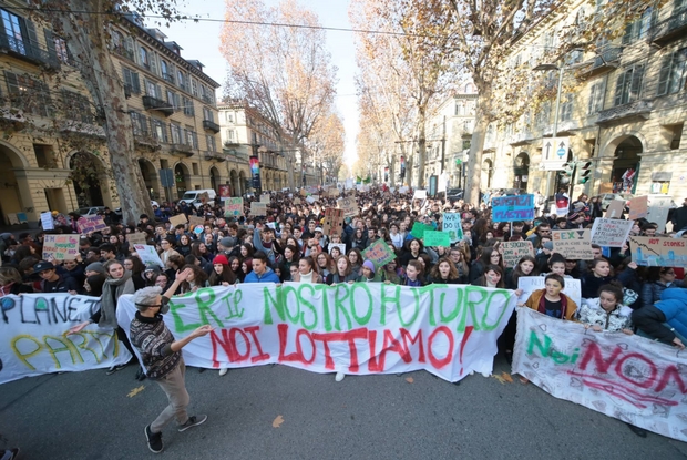 L'appello Degli Intellettuali: «Una Costituente Della Terra»