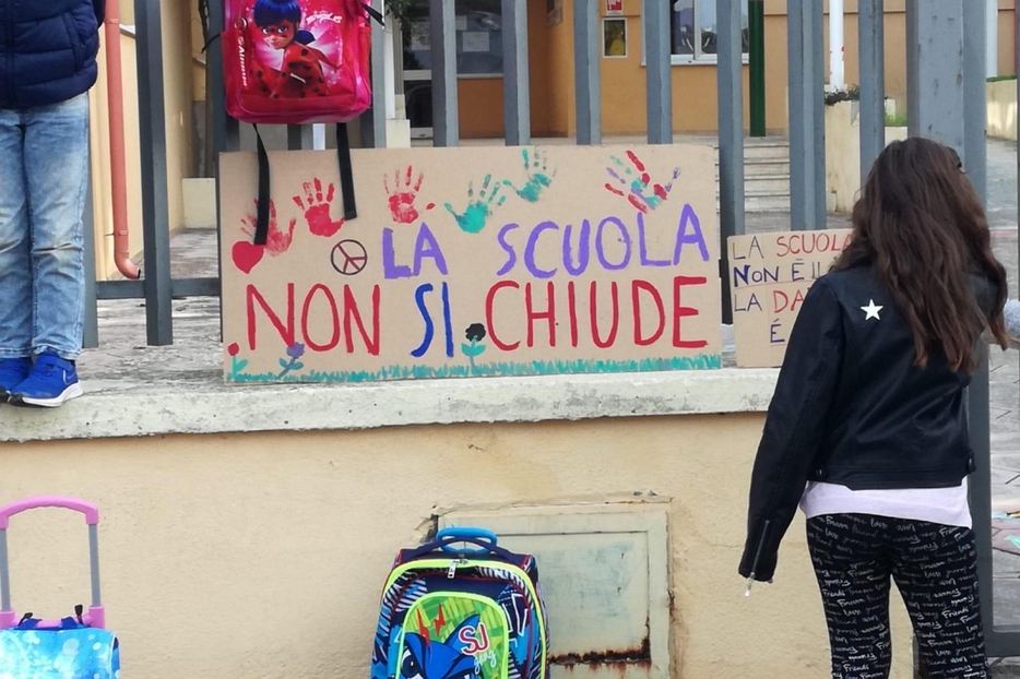 Puglia, La Regione Fa Dietrofront: Scuole Elementari E Medie Aperte