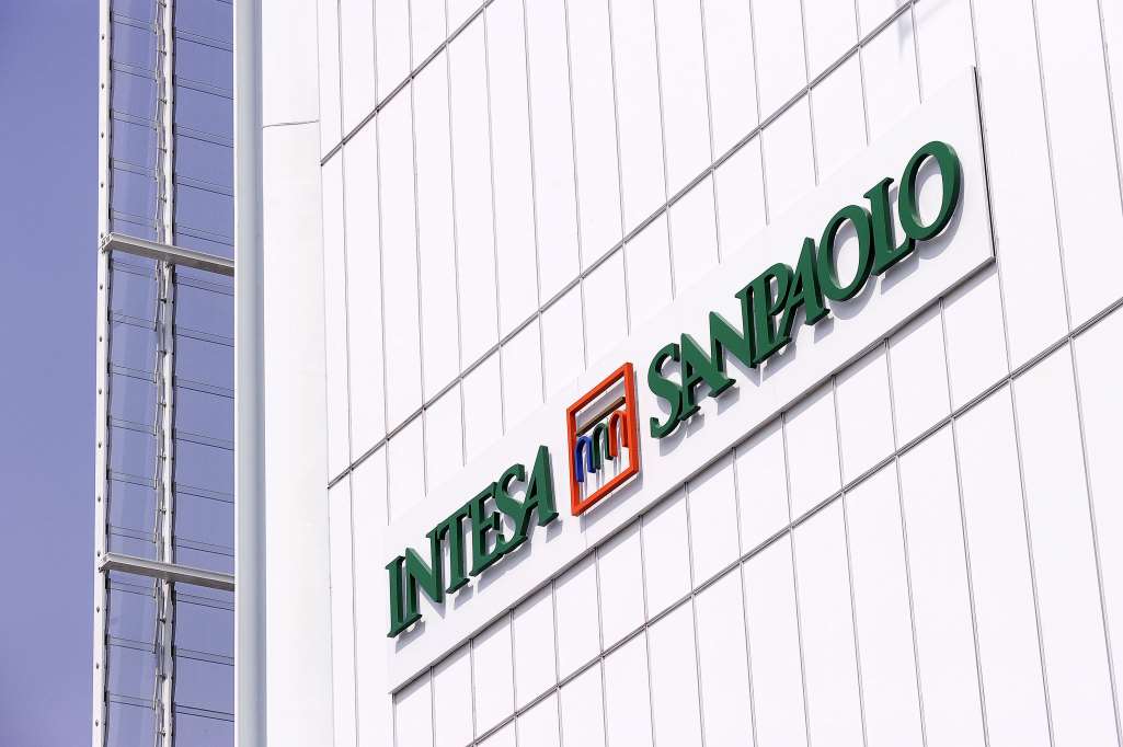 Intesa Sanpaolo Scommette Sulla Settimana Corta