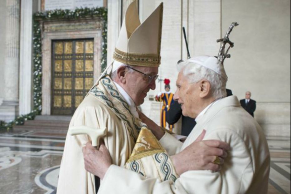 Benedetto XVI, Una Vita Al Servizio Della Chiesa