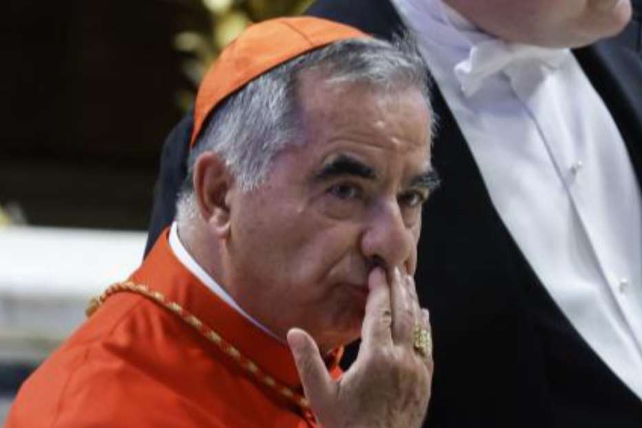 Becciu, Nuova Inchiesta In Vaticano. Il Cardinale Registrò Il Papa Al ...