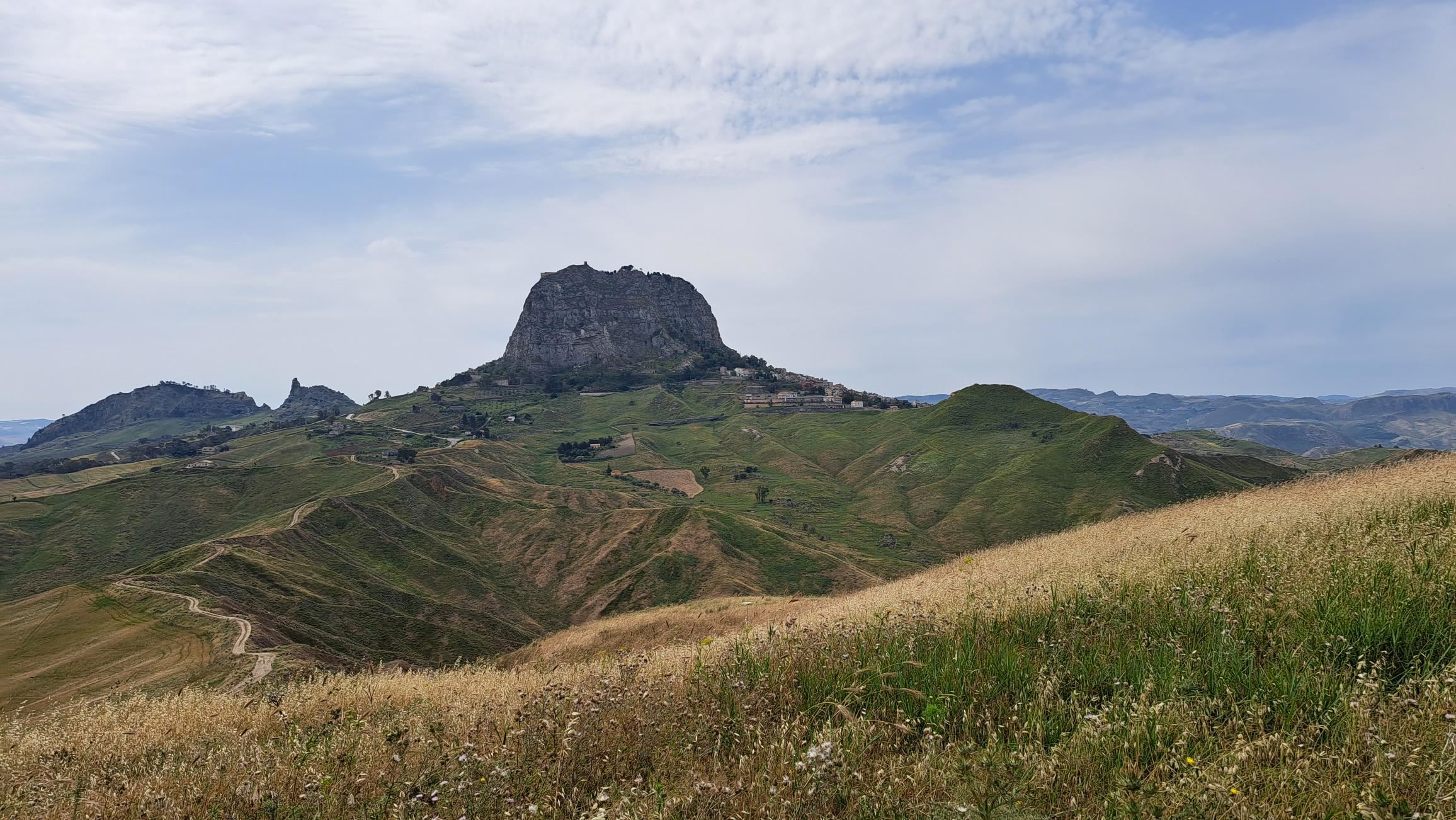 La Sicilia A Piedi, Dalla Magna Via Francigena A Santa Rosalia