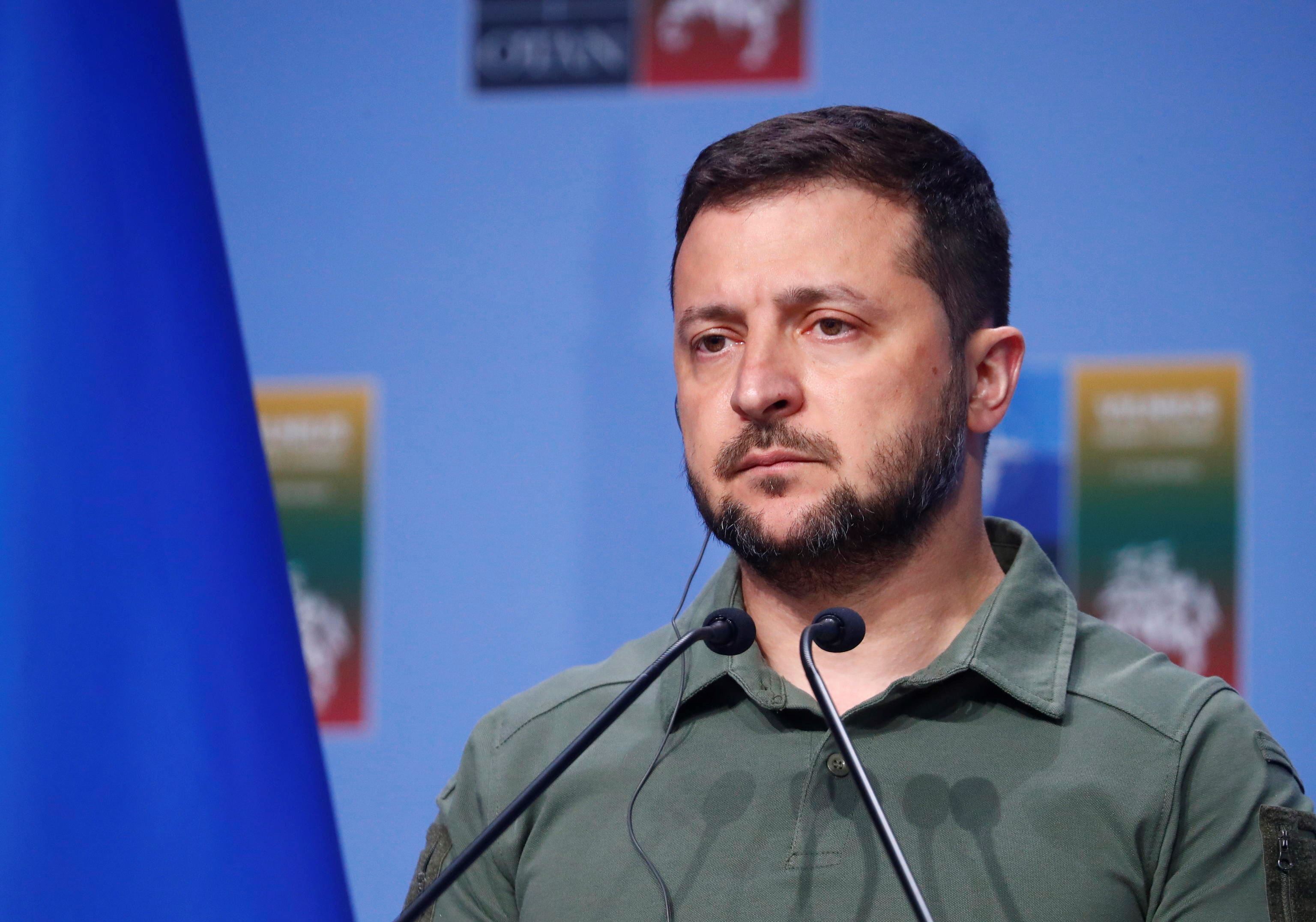 Zelensky: 'Una qualunque pausa nella difesa di Kiev schiaccerebbe l'Ucraina'