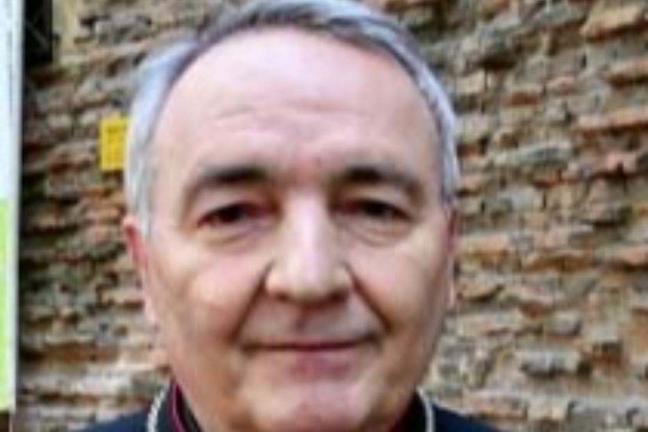 Il vescovo Livio Corazza