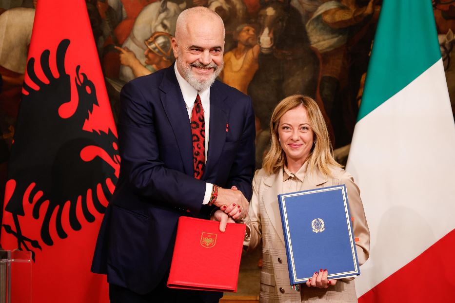 La premier Meloni con il primo ministro albanese Rama