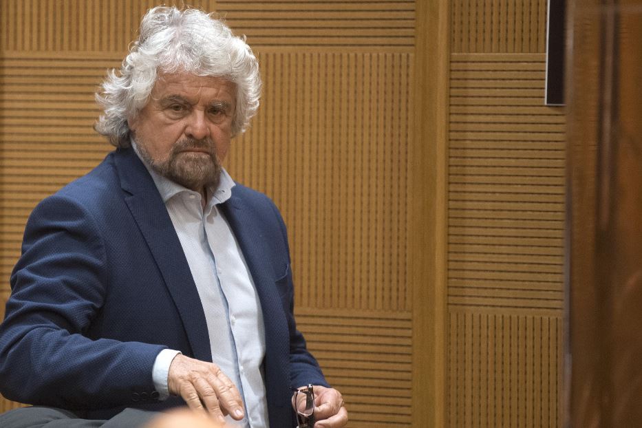 Beppe Grillo Ricoverato Per Accertamenti A Cecina Livorno 0514