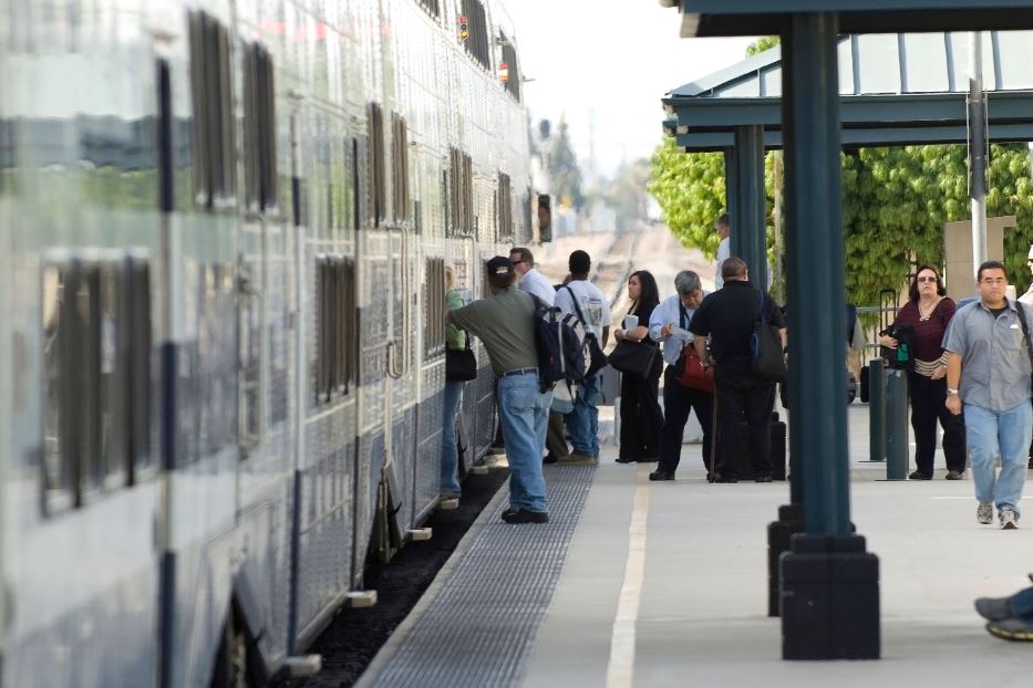 Sul treno che attraversa l'America i pendolari hanno deciso: vincerà...