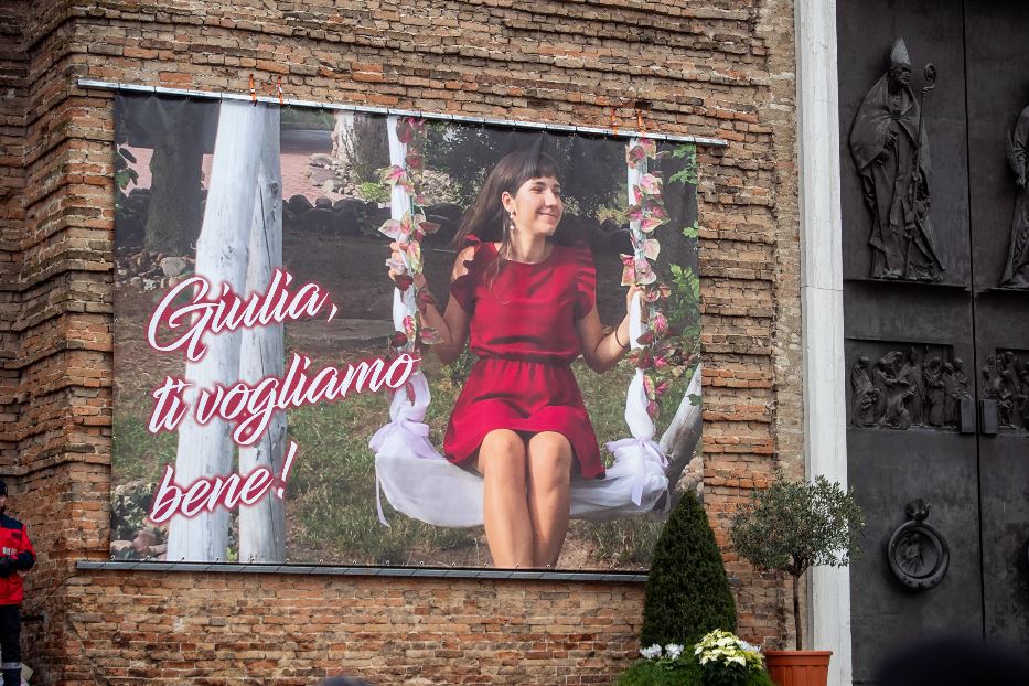 Un murales dedicato a Giulia Cecchettin