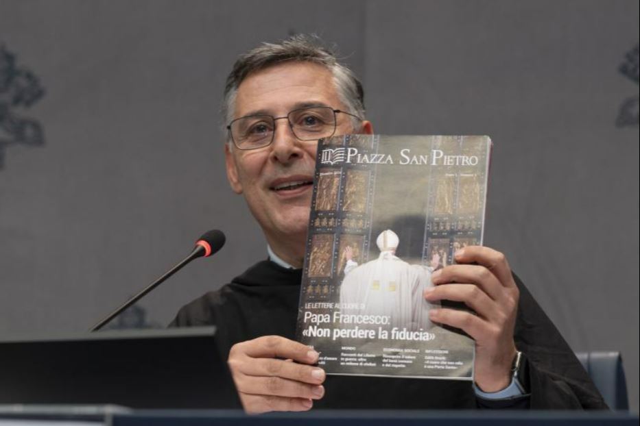 Un filo diretto con il Papa: Francesco apre la sua rubrica delle lettere