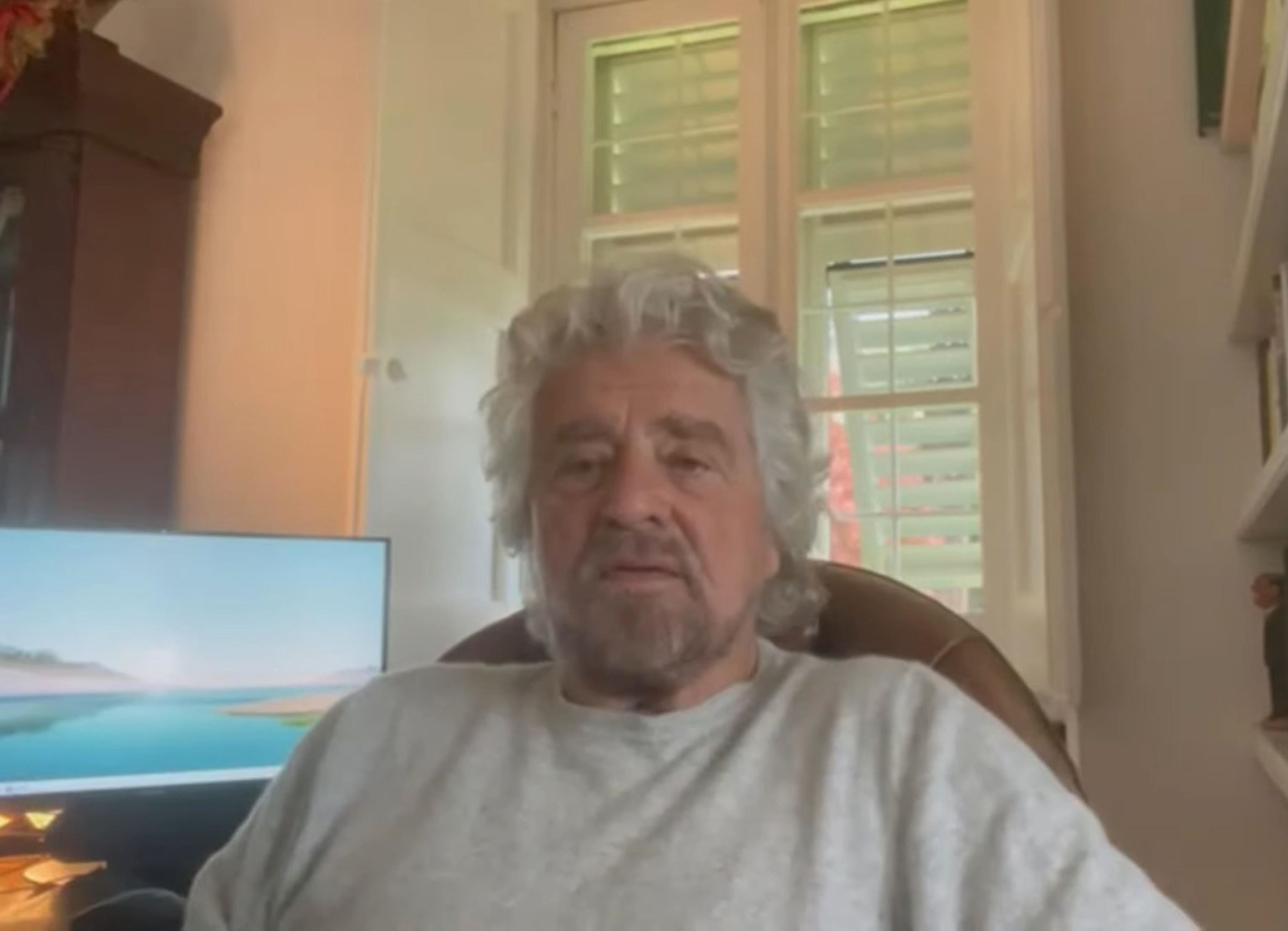 Beppe Grillo nel video pubblicato.