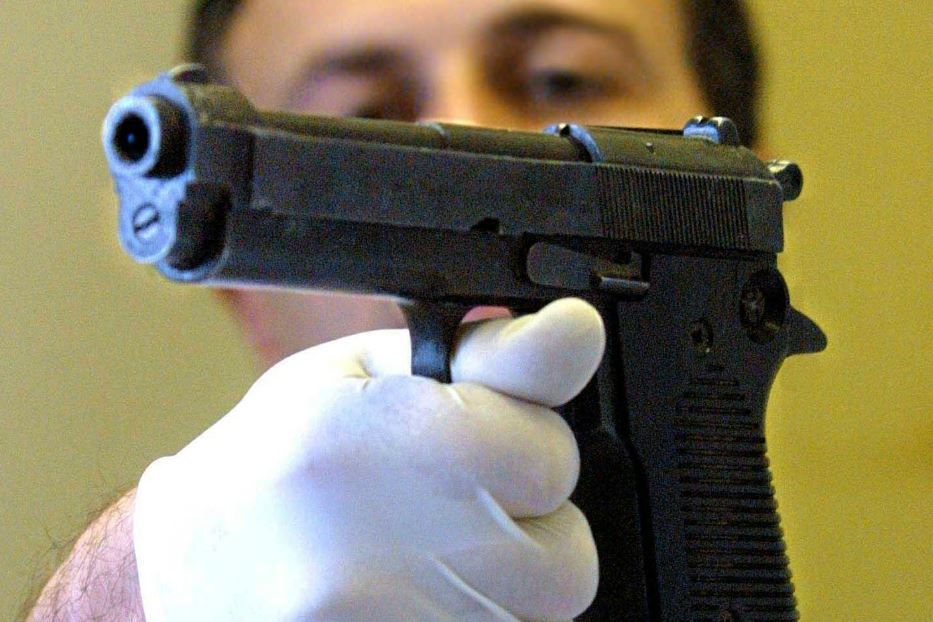 Beretta (Opal): «L'arma nel cassetto non rende più sicuri»