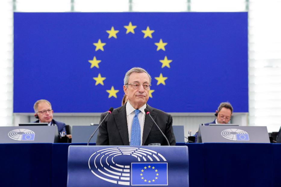 Draghi avvisa i "falchi" europei: «Opporsi al debito comune è opporsi all’Ue»