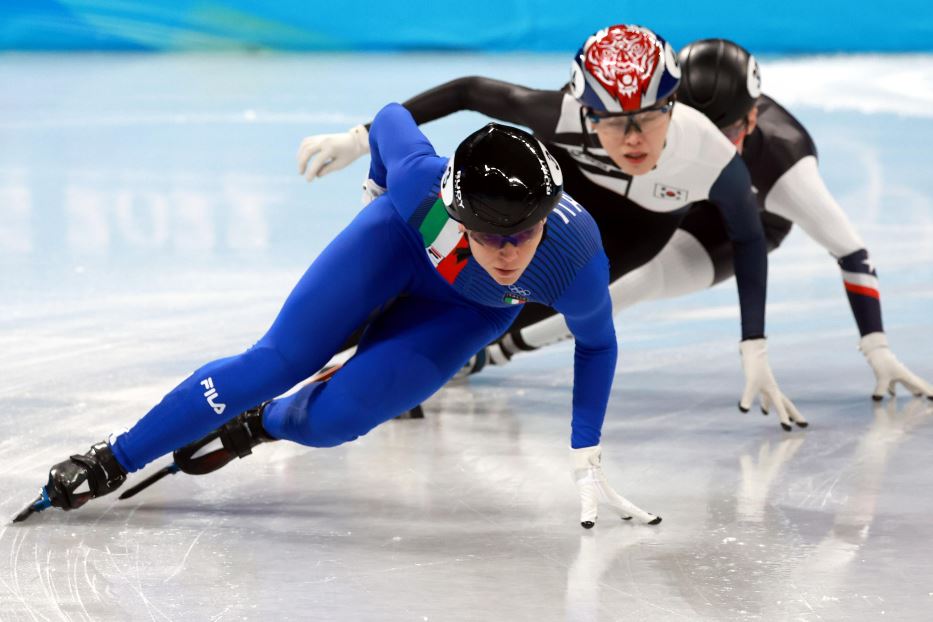 Arianna Fontana in azione sui 1500 metri di short track a Pechino 2022