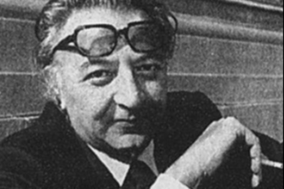 Lo scrittore Giovanni Arpino (1927-1987) autore del romanzo calcistico "Azzurro tenebra" (minimum fax)