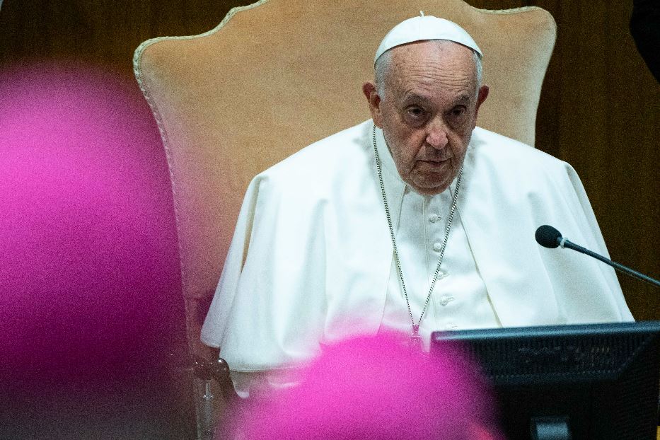Un momento dell'incontro tra il Papa e i vescovi italiani