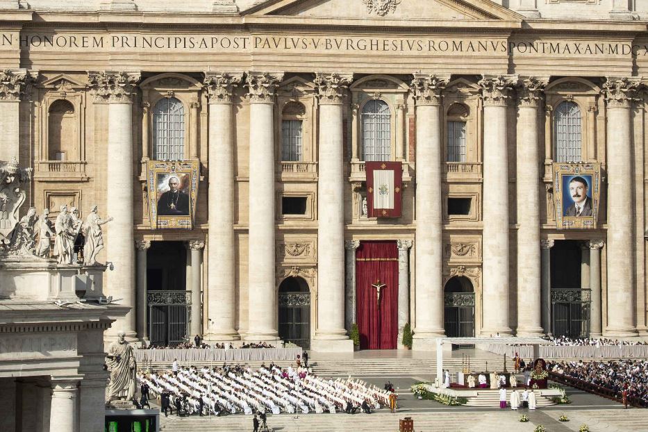 La facciata della Basilica di San Pietro