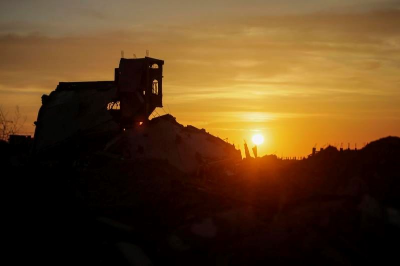 Il sole tramonta sulle rovine di Rafah: le speranze di pace sono riposte ora nel piano di pace di Biden