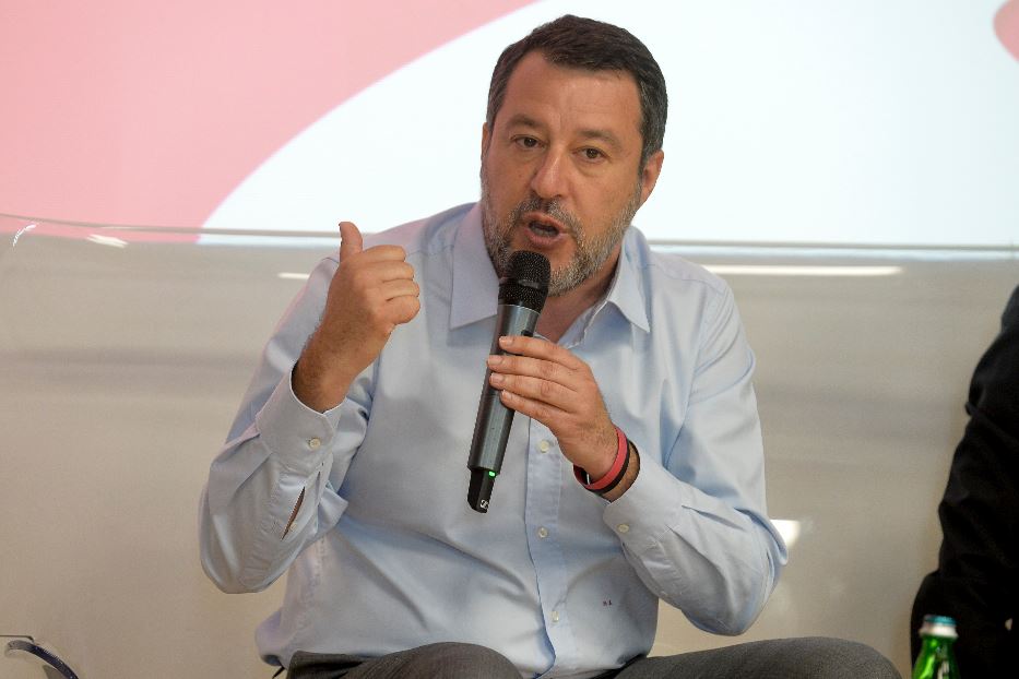 Salvini: non sosterremo mai Draghi. Nella Ue vogliamo un centrodestra unito