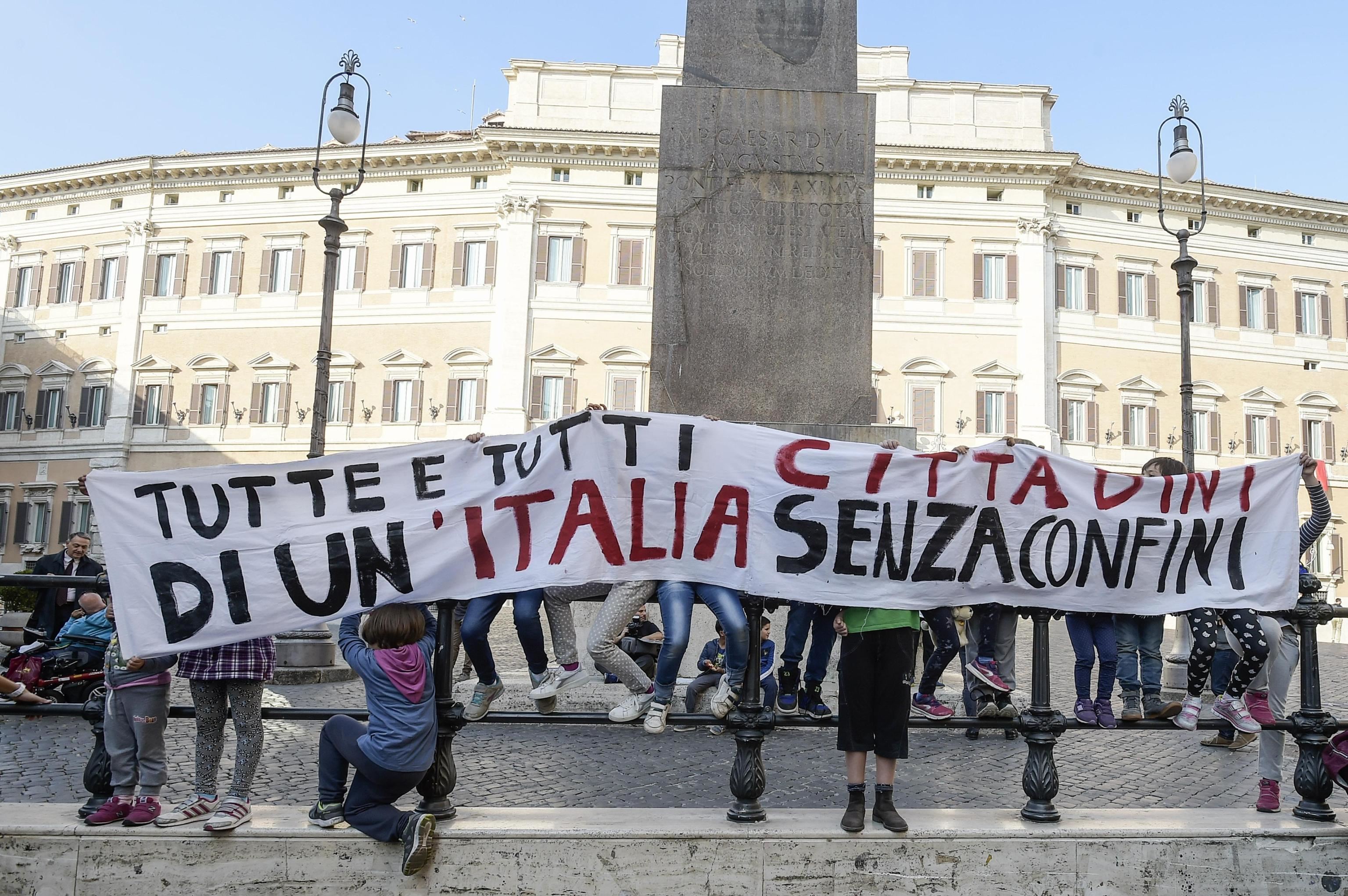 Raccolte 300mila firme per il referendum, ma il sito va in tilt 