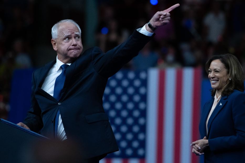 Tim Walz con Kamala Harris