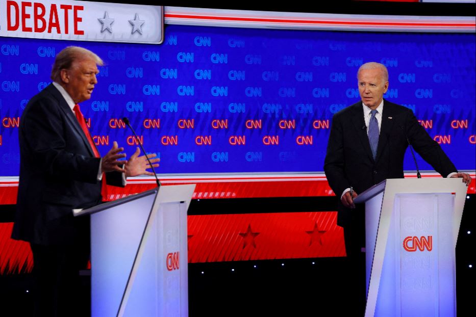 Un momento del dibattto tv tra Trump e Biden