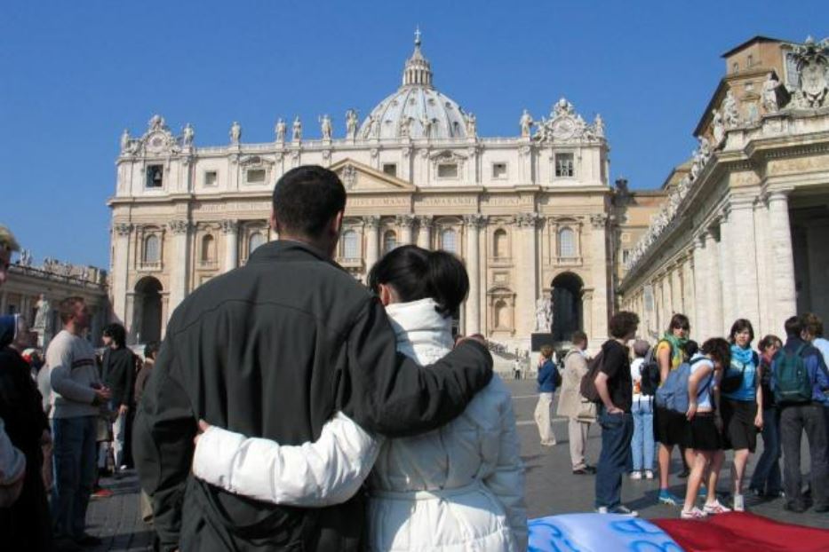 L’Italia si sente ancora cattolica ma vorrebbe una Chiesa al passo coi tempi