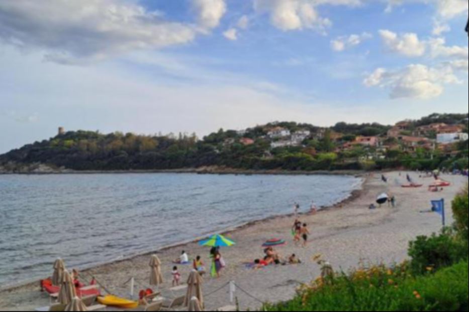 La spiaggia di Tortolì, dove è avvenuto l'incidente del bambino di 9 anni