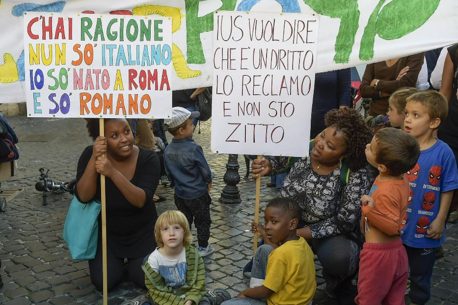 Una manifestazione per il diritto alla cittadinanza degli stranieri