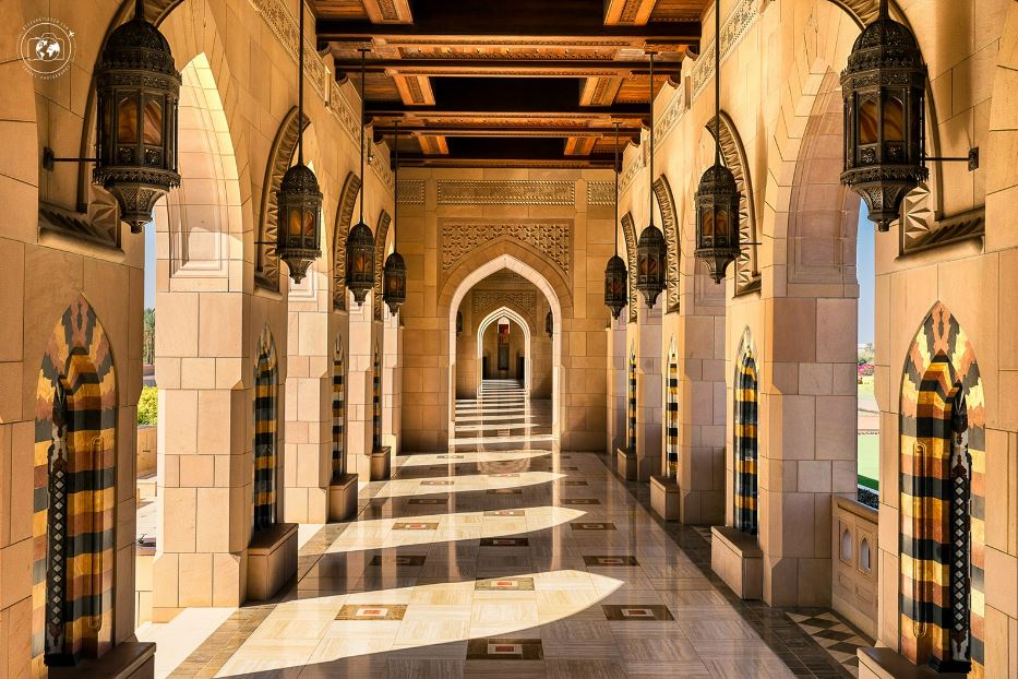 La Grande Moschea del sultano Qaboos a Muscat, in Oman - © Stefano Tiozzi
